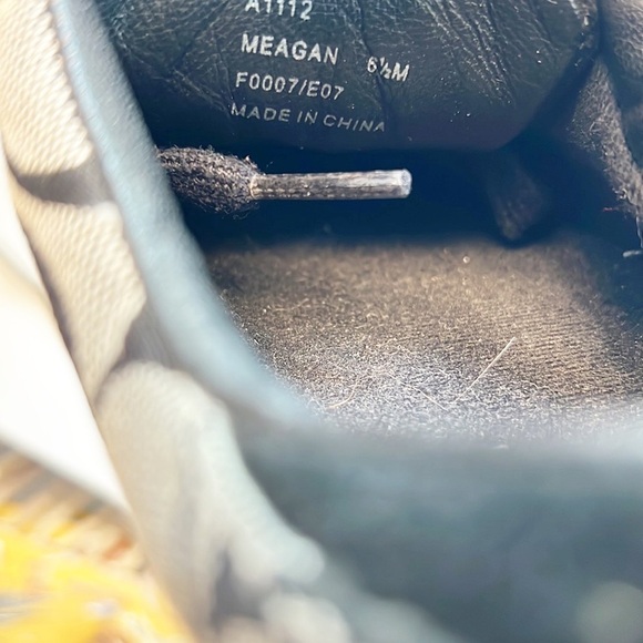 Coach Meaghan Signature Logo Sneakers Black Size 6.5 - Picture 7 of 12